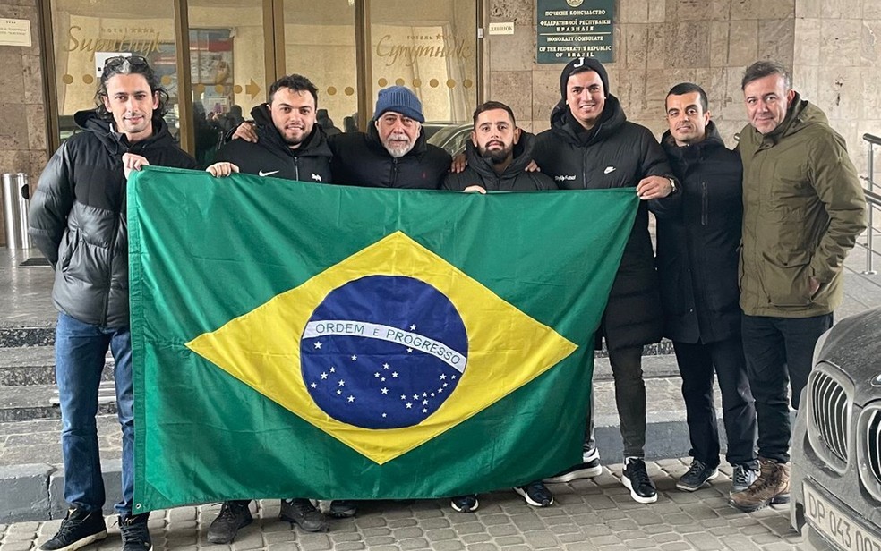 Rio-grandino que foi deixado para trás encaminha sua saída da Ucrânia