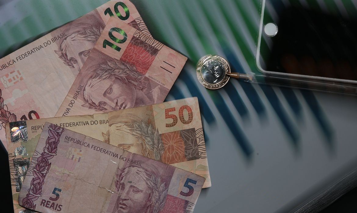 Inflação de fevereiro sobre para 1,01% e se torna a maior taxa do mês desde 2015