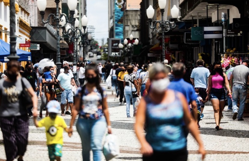 Uso de máscaras deixa de ser obrigatório em Santa Catarina