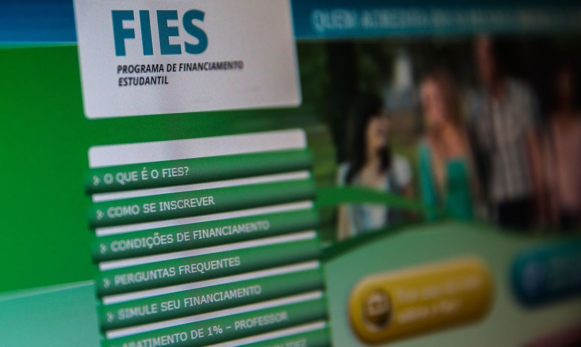 Ministério da Educação reabre inscrições para o Fies