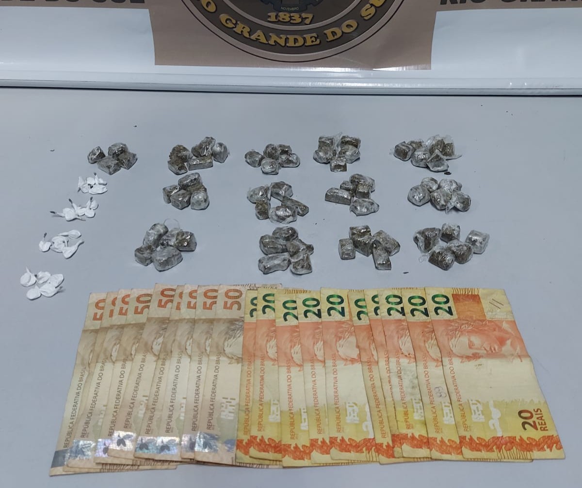  6° BPM prende homem por tráfico de drogas no bairro São Miguel, em Rio Grande