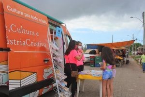 Projeto de leitura Lumina Mundo estará na Praia do Cassino nesta sexta-feira (18)