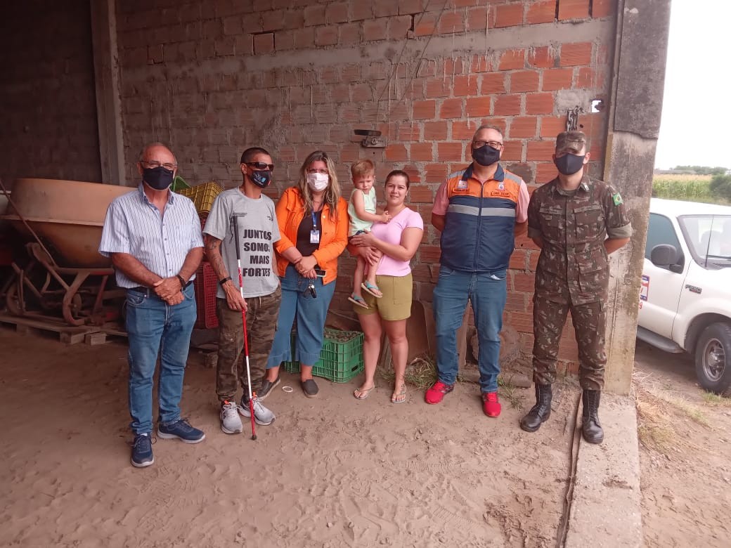 Mais de 200 famílias de agricultores afetados pela seca em Rio Grande estão sendo auxiliadas pela Defesa Civil