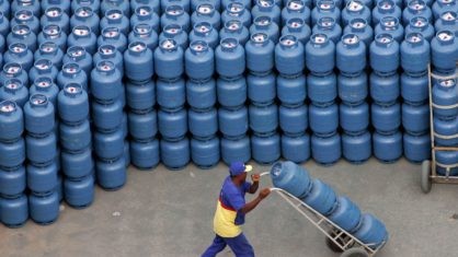 Petrobras anuncia redução de 5,58% no preço do gás de botijão a partir deste sábado (9)