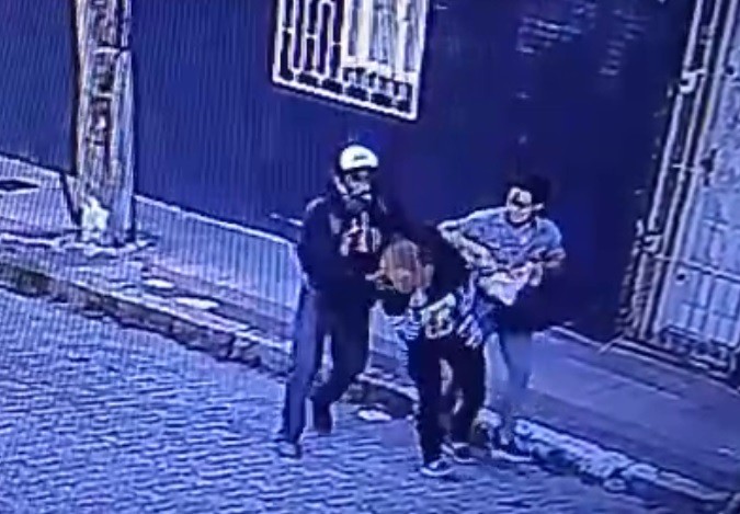 VÍDEO: Idosa é assaltada e agredida na Rua Andradas, em Rio Grande