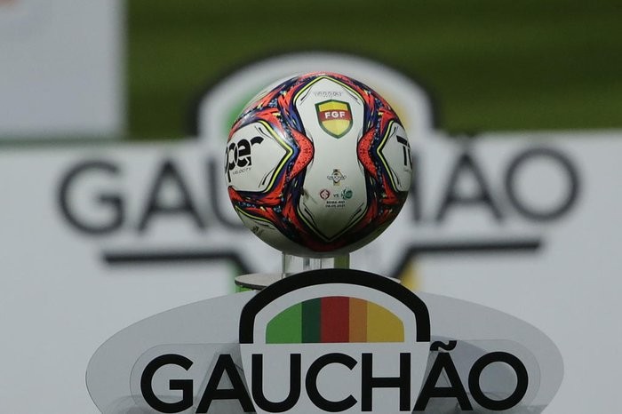 Grêmio e Brasil de Pelotas vencem e abrem vantagem na semifinal do Gauchão  