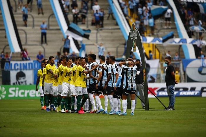 Grêmio e Ypiranga se enfrentam neste sábado (26) em busca do título gaúcho	