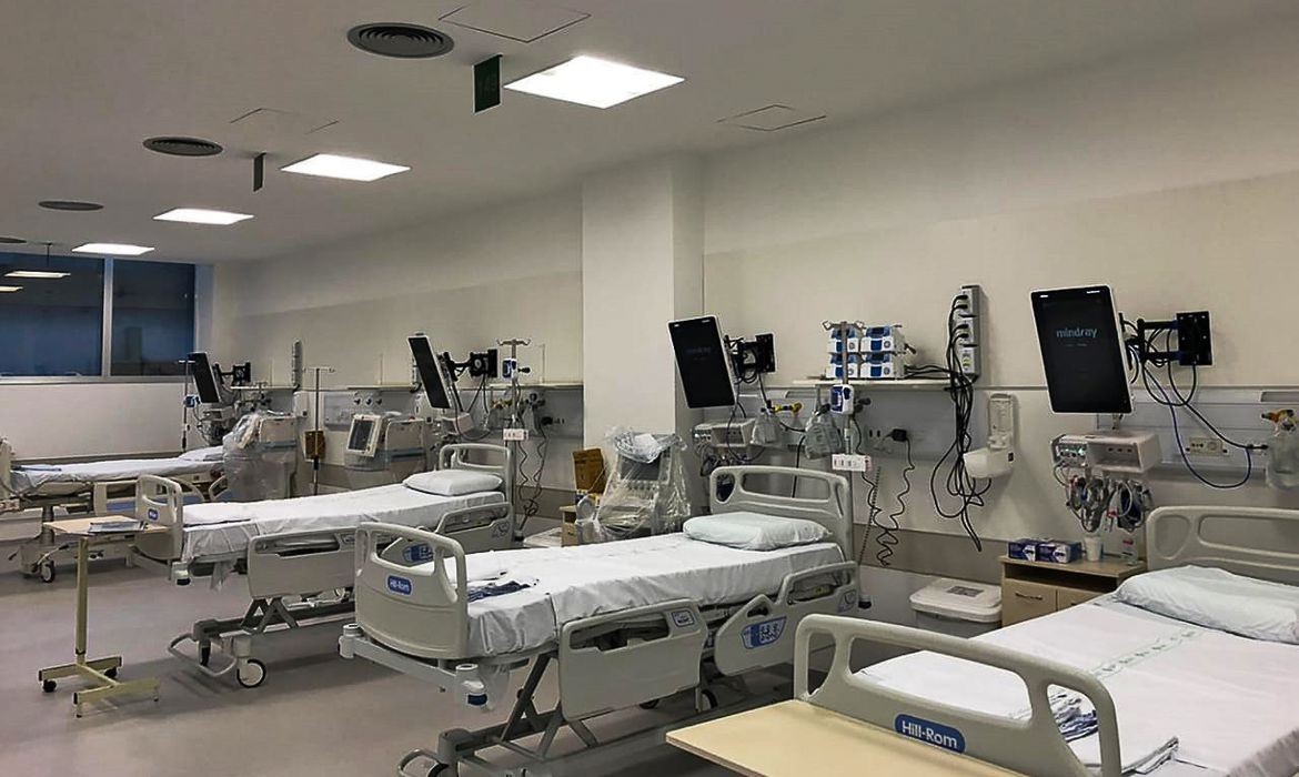 Ocupação de UTIs para Covid-19 fica abaixo de 60% em todo país, informa Fiocruz