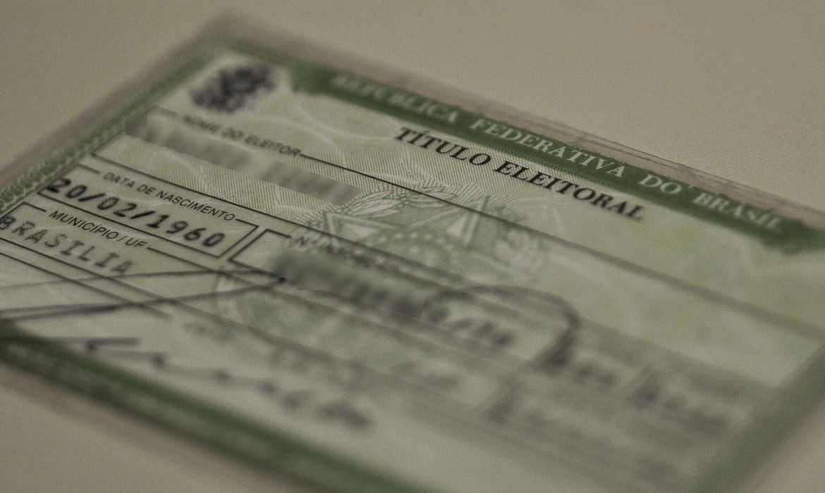 TSE fecha cadastro e comemora alistamento alto para as Eleições 2022