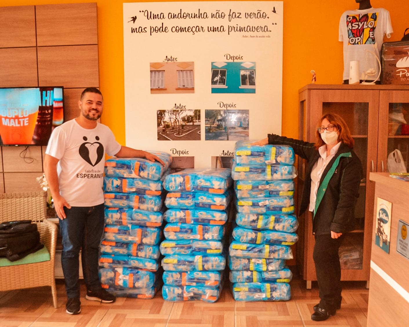 Projeto Fábrica de Esperança entrega 2.100 fraldas ao Asylo de Rio Grande