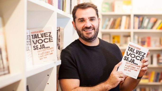 48ª Feira do Livro chega ao seu último dia neste domingo (15); confira a programação