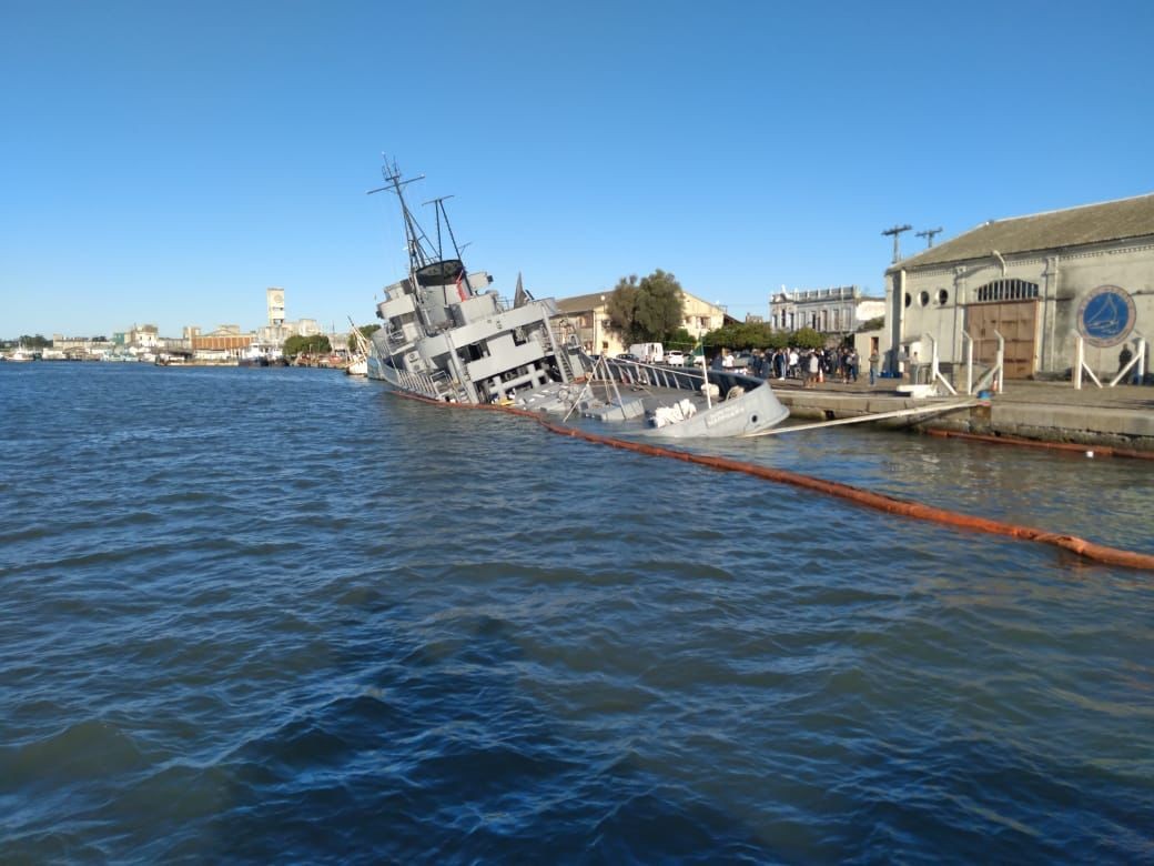 Marinha do Brasil emite nota após problemas em navio atracado no Cais do Porto, em Rio Grande