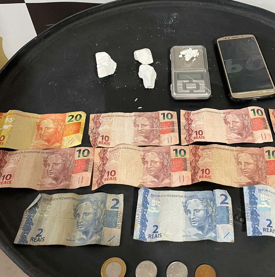 Policia Civil prende homem por tráfico de drogas, em São José do Norte