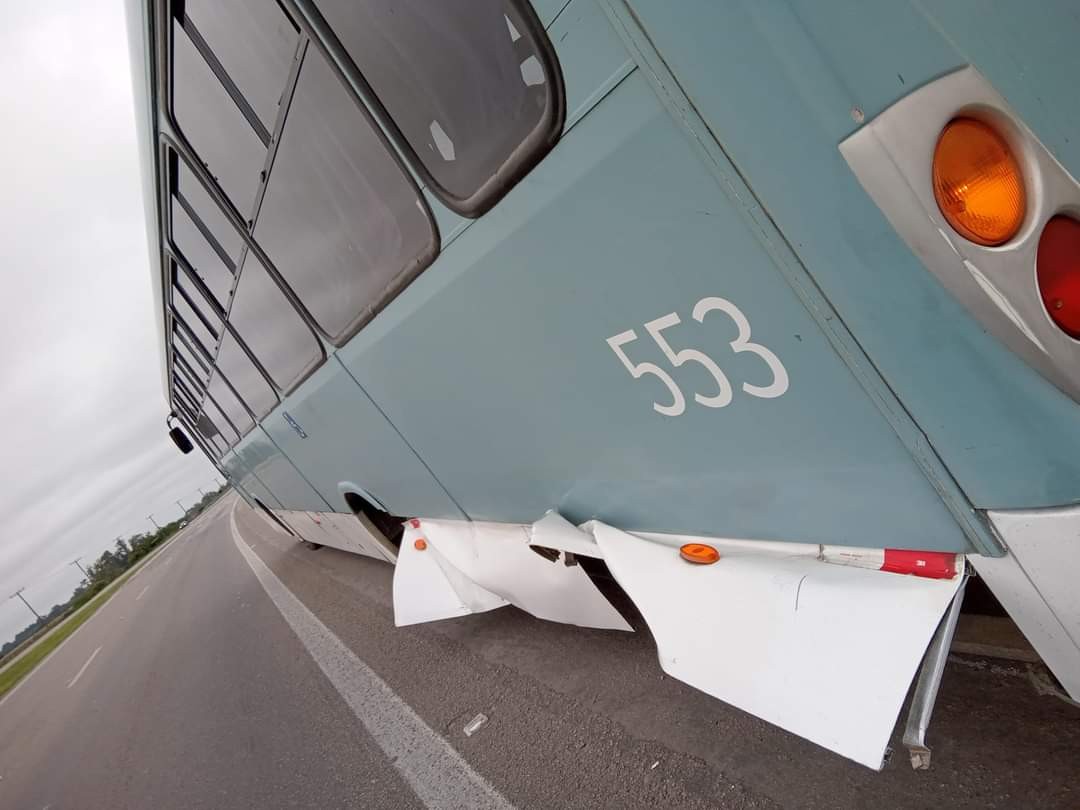 Prefeitura se manifesta e afirma que vai notificar empresa por acidente com ônibus na tarde desta segunda-feira (6)