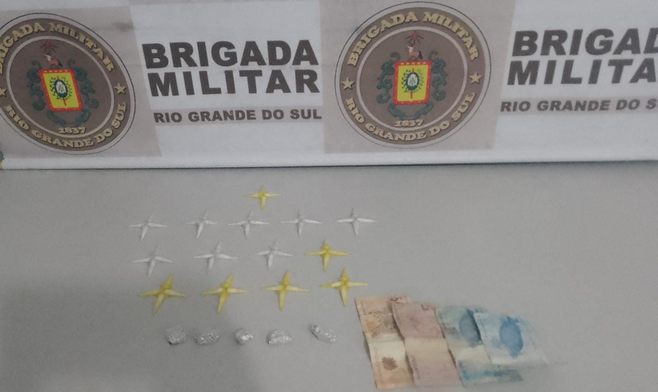 BM apreende adolescente de 17 anos por tráfico de drogas na Vila da Quinta, em Rio Grande