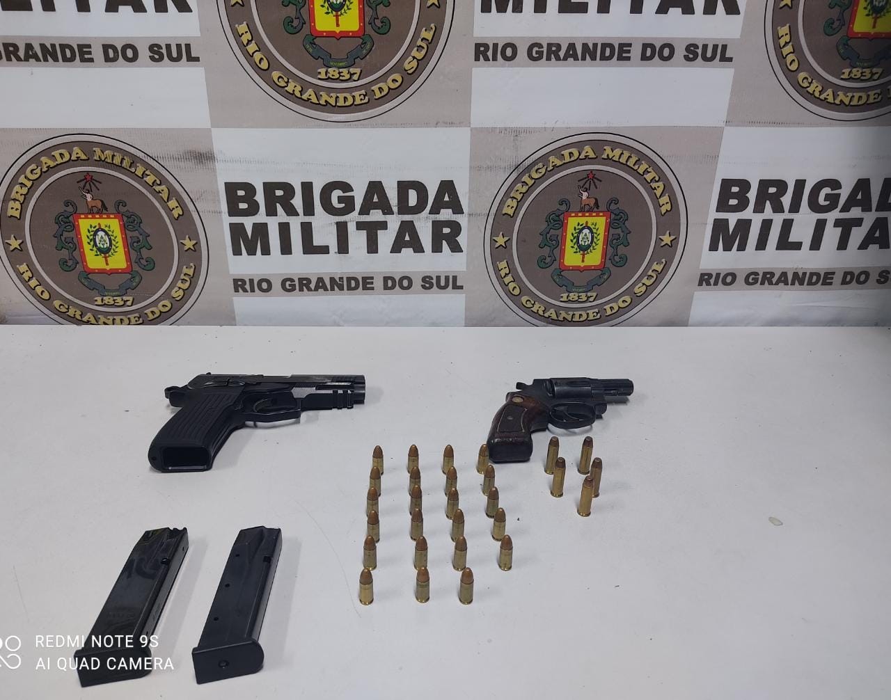 BM prende homem por porte ilegal de arma de fogo no bairro São Miguel, em Rio Grande