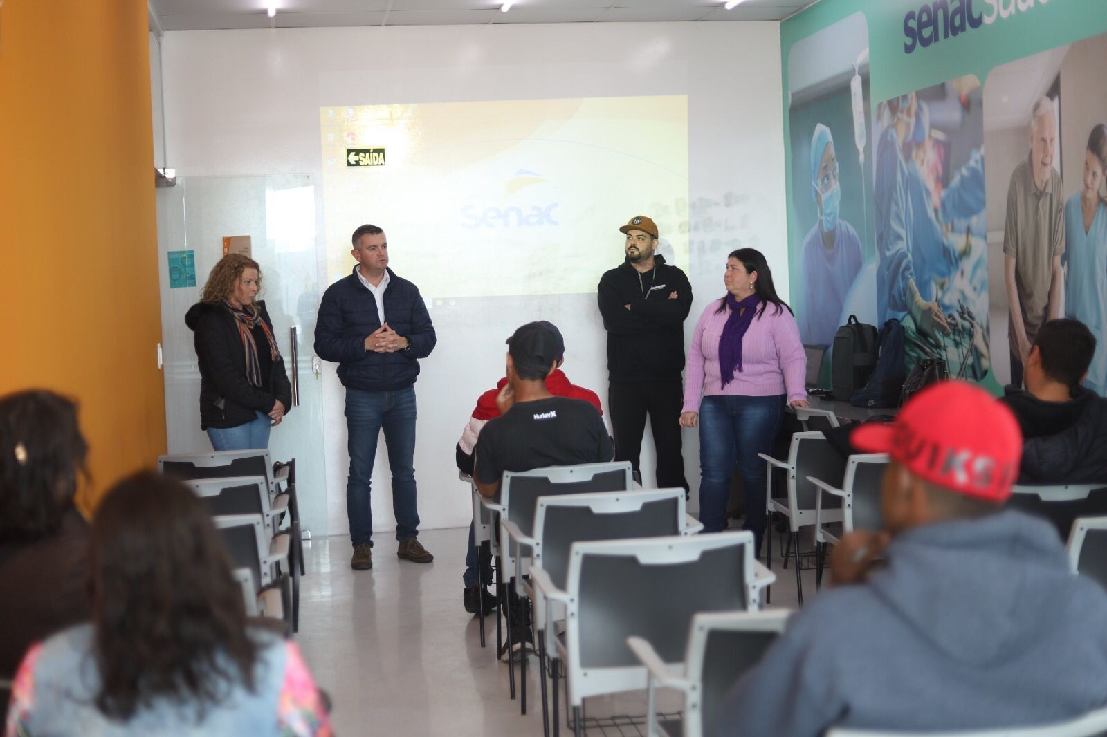 Curso gratuito de muralismo, pintura predial e artística inicia nesta segunda-feira (23)