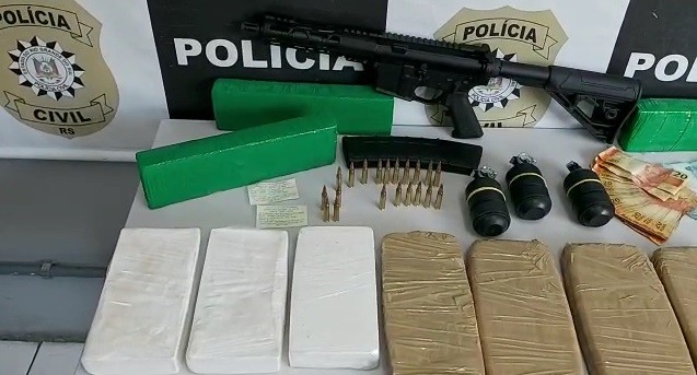 Após trabalho de inteligência da Polícia Civil, homem é preso com drogas e armamento de guerra em Rio Grande