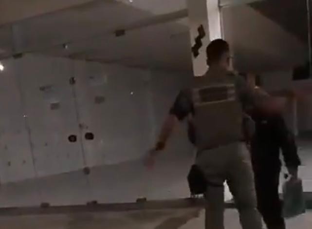 VÍDEO: policial militar é filmado agredindo mulher em Santa Vitória do Palmar