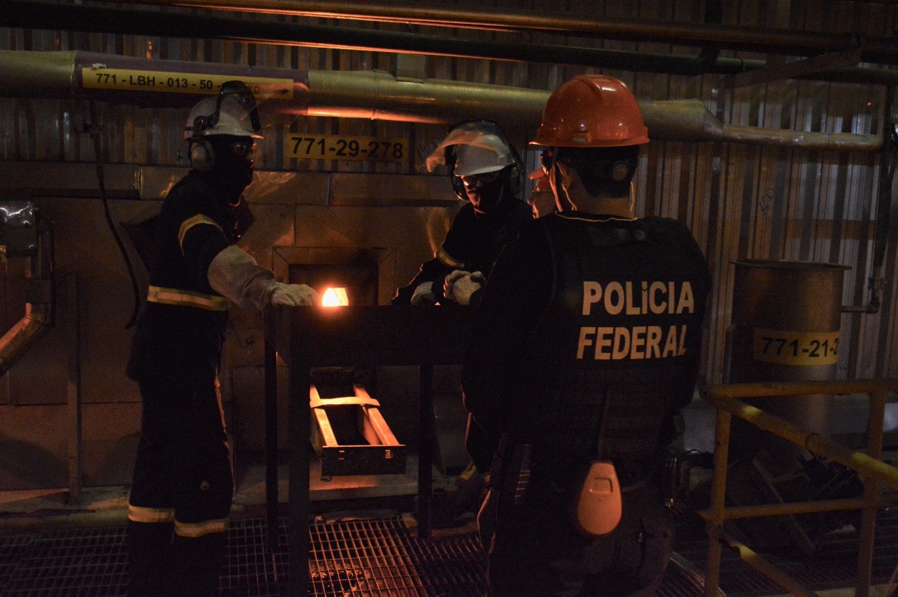VÍDEOS: drogas apreendidas em Rio Grande e outras cidades do estado foram incineradas pela Polícia Federal 