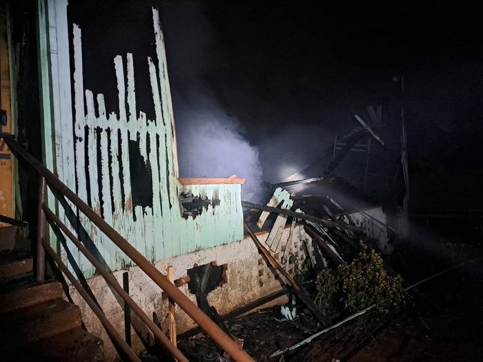 Incêndio deixa ao menos 11 pessoas mortas em comunidade terapêutica de Carazinho