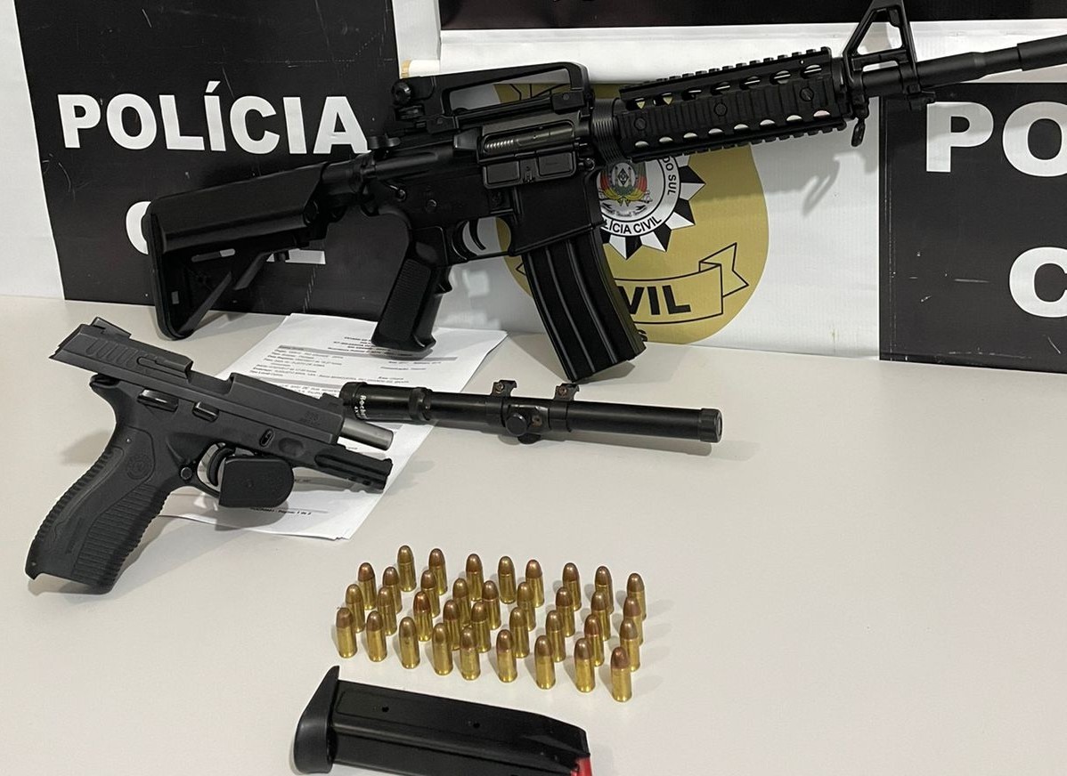 Homem de 34 anos é preso em flagrante por receptação e porte ilegal de arma em Rio Grande