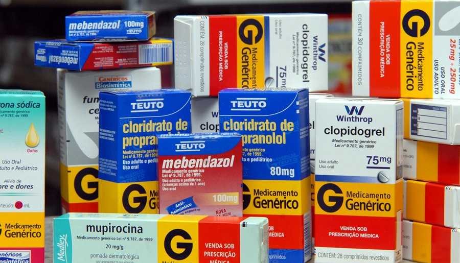 Falta de remédios e até de soro fisiológico faz cirurgias e exames serem adiados no Brasil