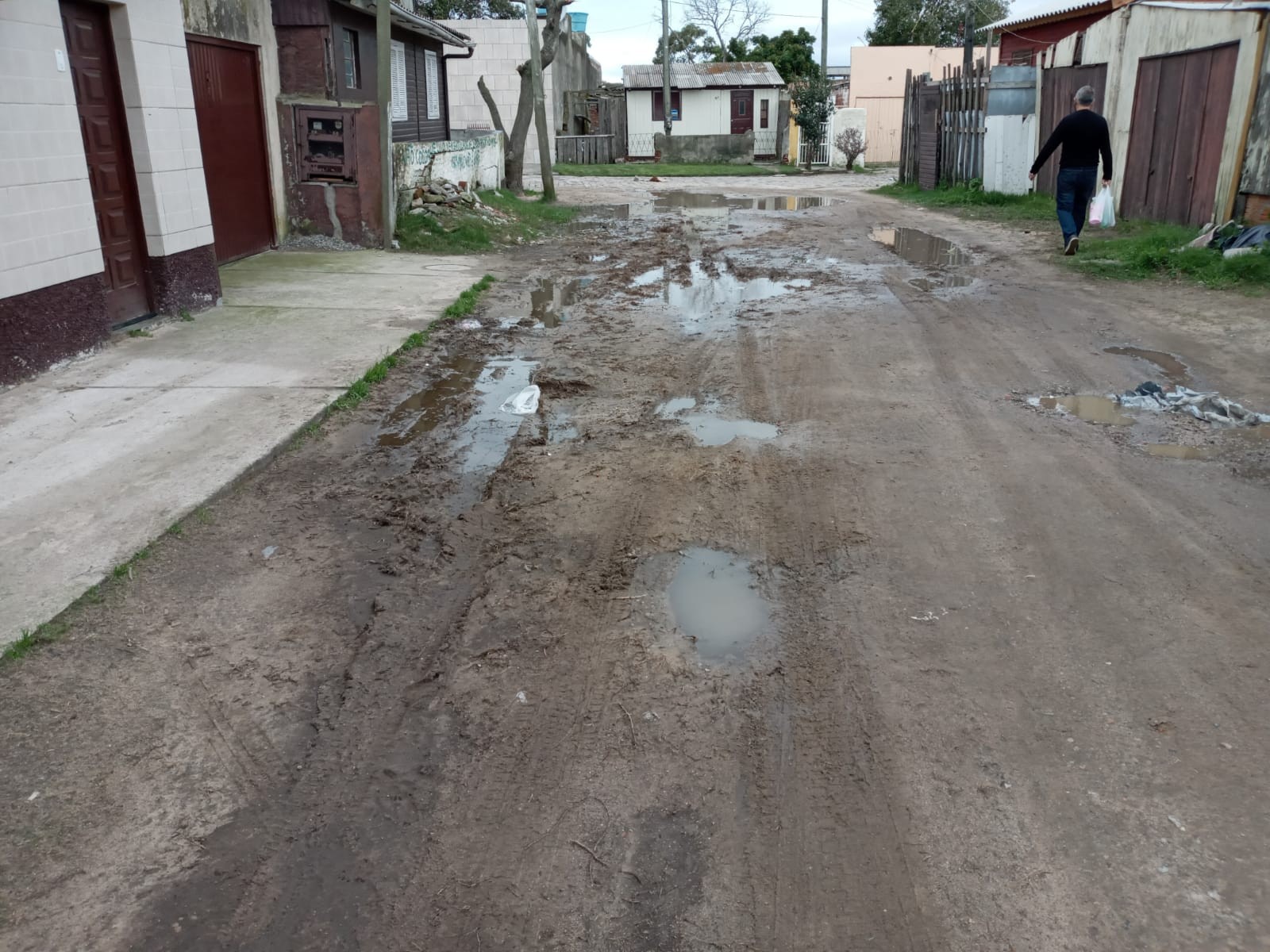 O Cassino tem mais de 160 km de patrolamento a ser feito, disse o secretário do balneário