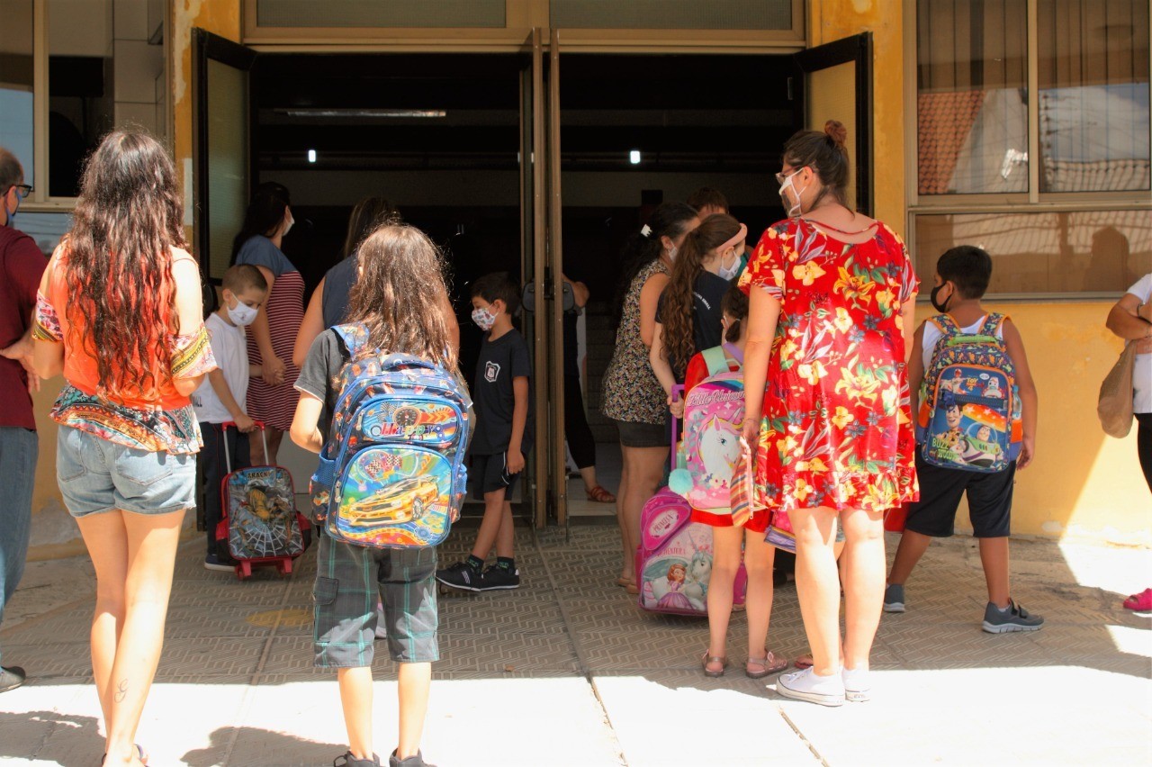 SMEd não comparece em audiência pública sobre inserção de psicólogos e assistentes sociais nas escolas do município 