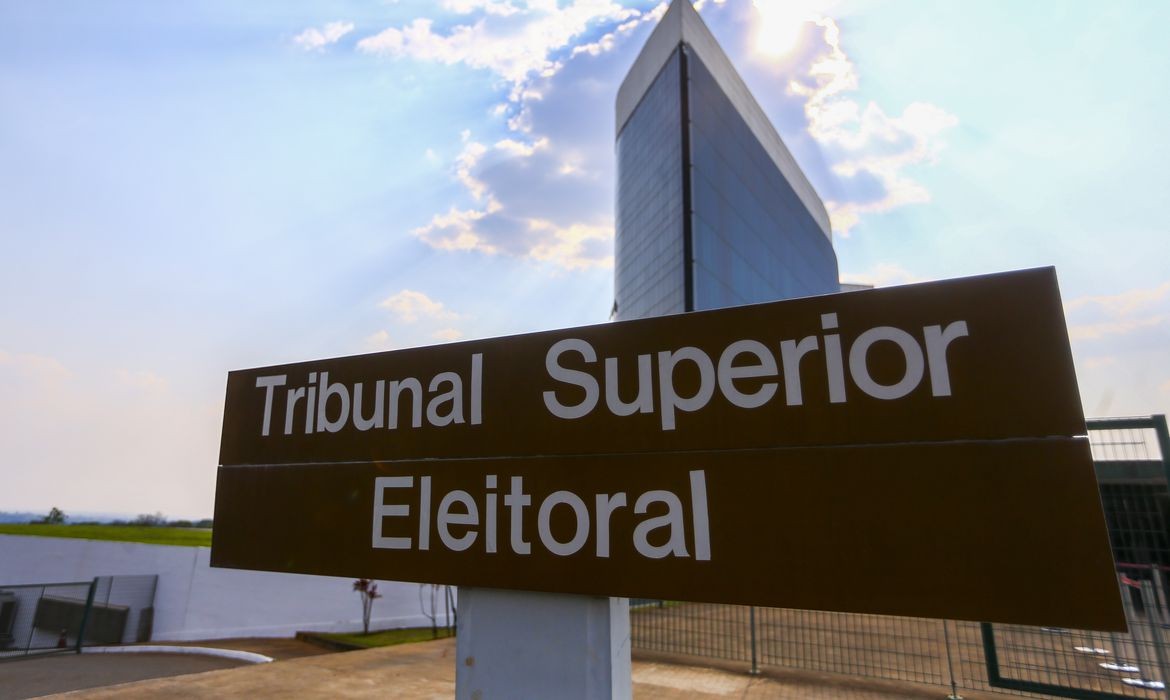 Prazo para pedir voto em trânsito termina na próxima quinta-feira (18)