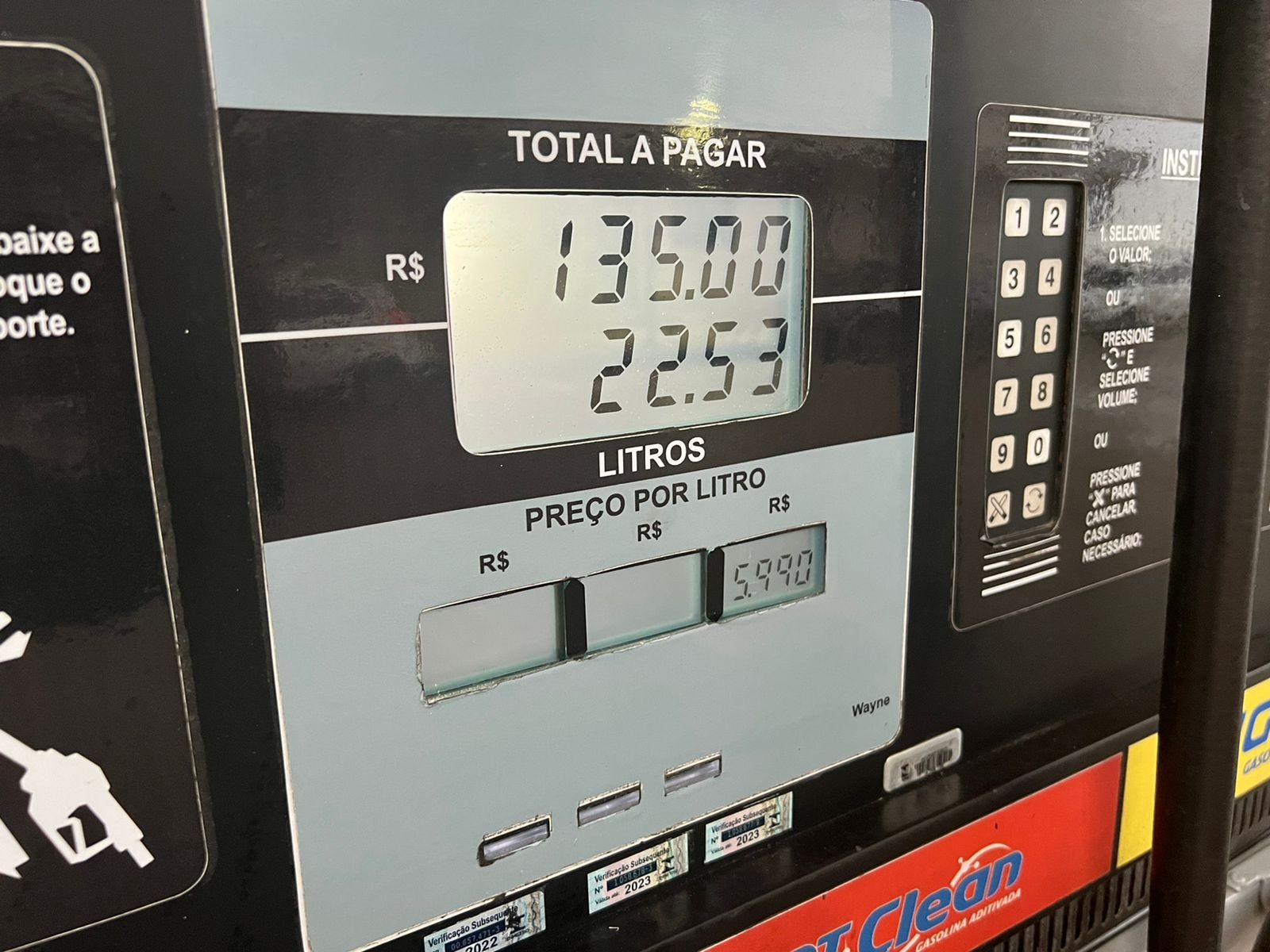 Preço da gasolina terá redução de R$ 0,20 a partir de quarta-feira (20)