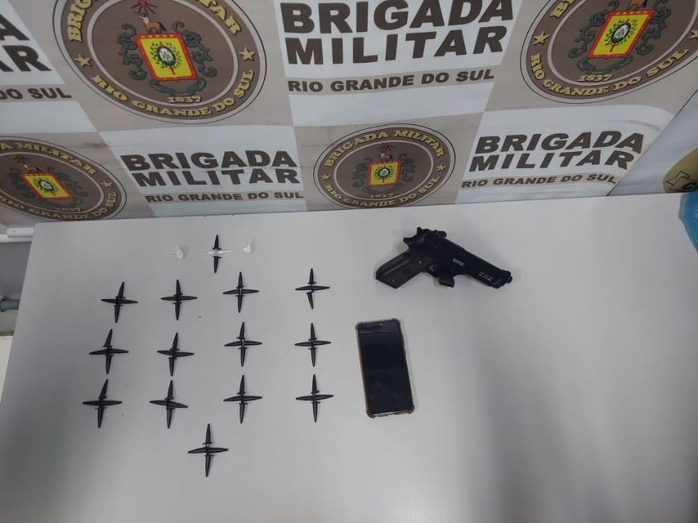Homens são presos por tráfico de drogas nos bairros Getúlio Vargas e Junção 