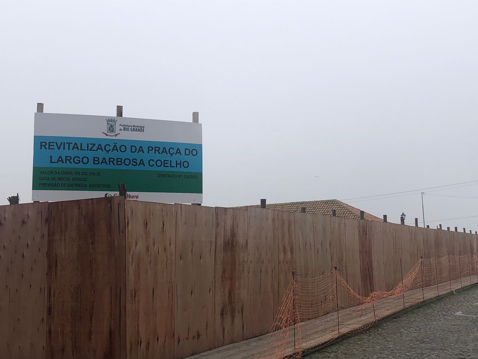 Prefeitura amplia prazo para conclusão de obra no Largo Barbosa Coelho; confira fotos