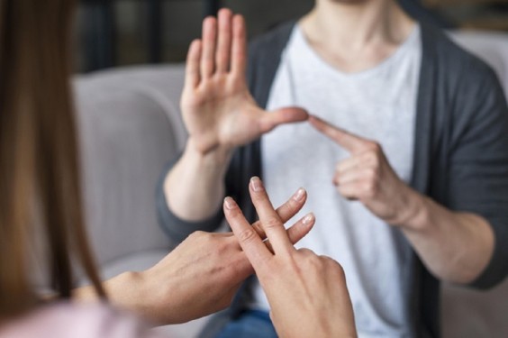 Furg abre inscrições para curso básico de Libras