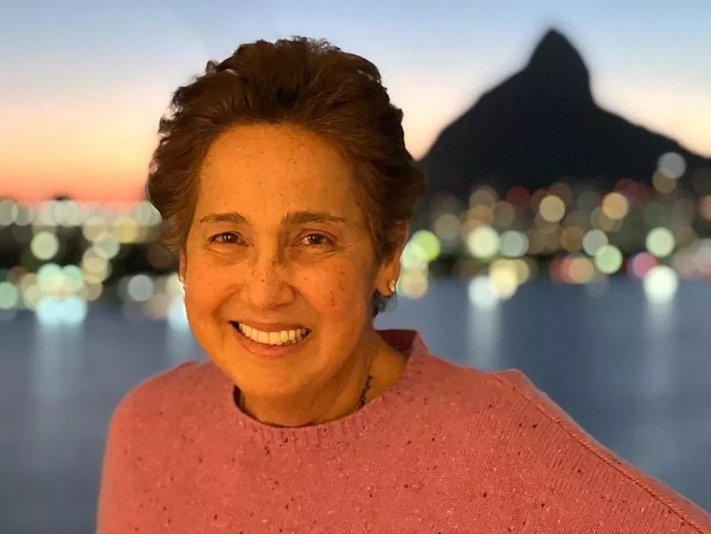 Morre, aos 63 anos, a atriz Claudia Jimezes 