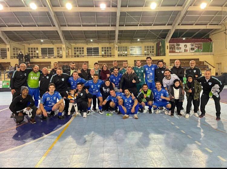 URF dá passo importante para classificação na Série Bronze de futsal
