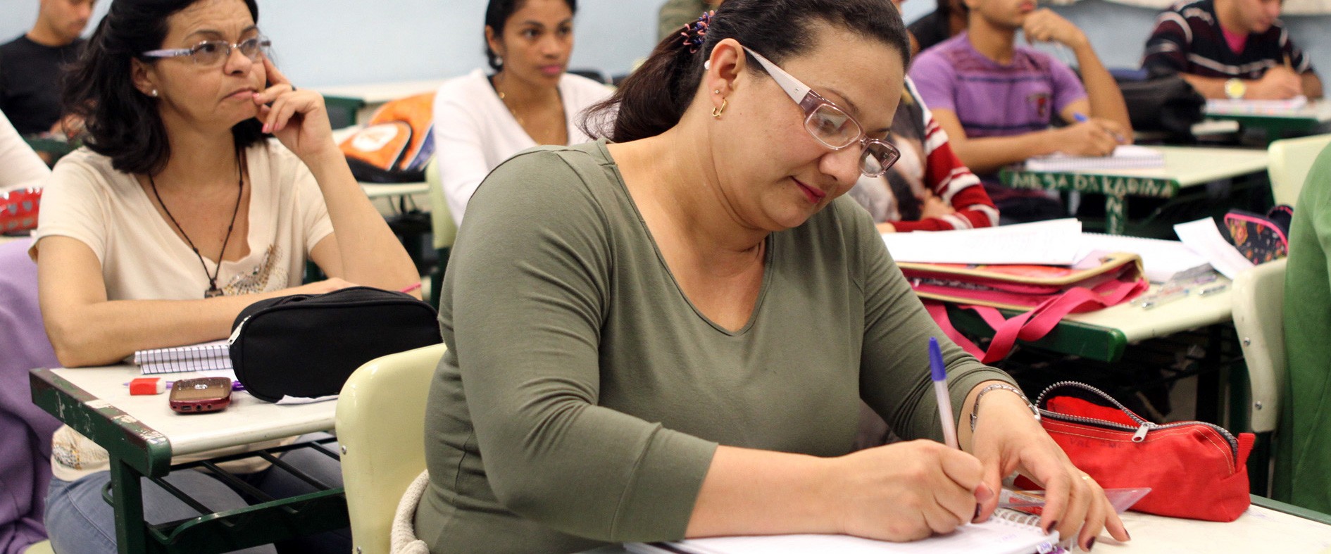 Sesc oferece Ensino Médio gratuito para adultos 