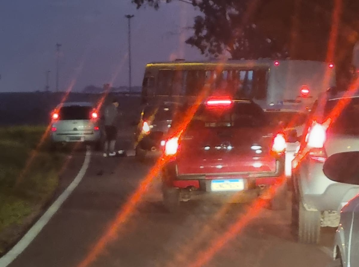 Atropelamento deixa mulher ferida na ERS-734, em Rio Grande