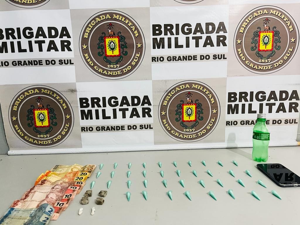 Homem é preso com crack, cocaína e maconha no bairro Bosque, em Rio Grande