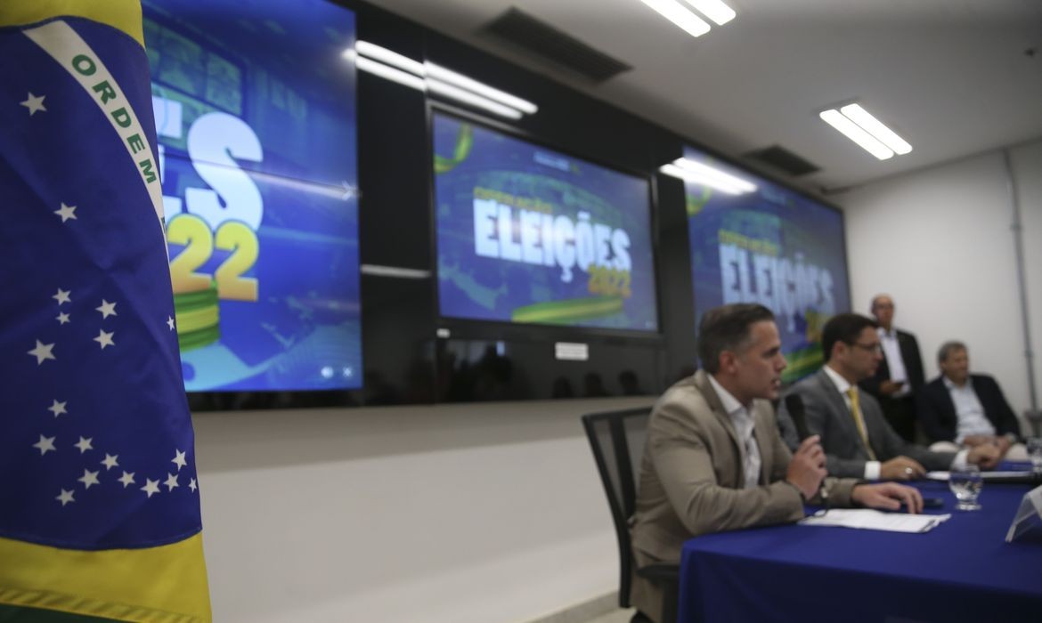 Suspeitas de crime eleitoral levam à prisão 34 pessoas