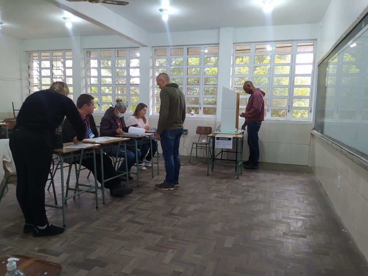 Tranquilidade marca a primeira hora das eleições 2022 em Rio Grande