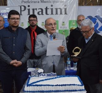 Vice-prefeito participa de reunião dos 58 anos da Azonasul