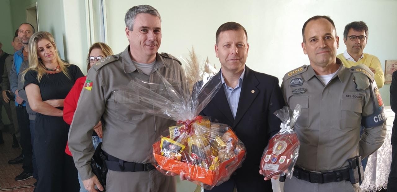 6° BPM realiza homenagem na despedida do Tenente-Coronel Marcelo