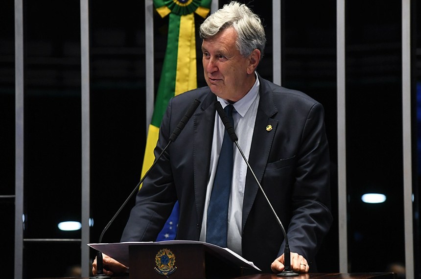 Vou acabar com as filas de espera na Saúde do RS, disse o candidato Luis Carlos Heinze (PP)