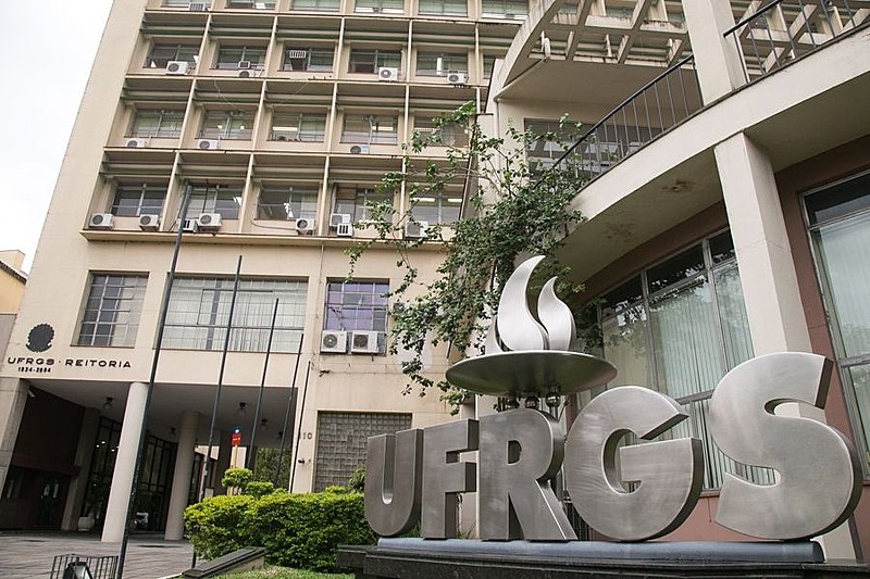 Levantamento de empresa britânica aponta UFRGS como uma das 20 melhores universidades da América Latina