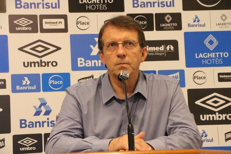 "Não trabalhamos com a hipótese de outro treinador que não seja o Renato" disse o candidato à presidência do Grêmio Odorico Roman