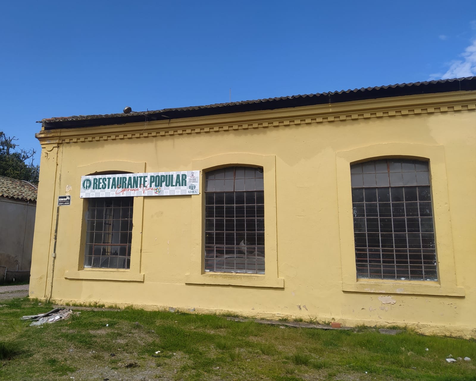 Usuários do Restaurante Popular de Rio Grande participam de curso de confeitaria