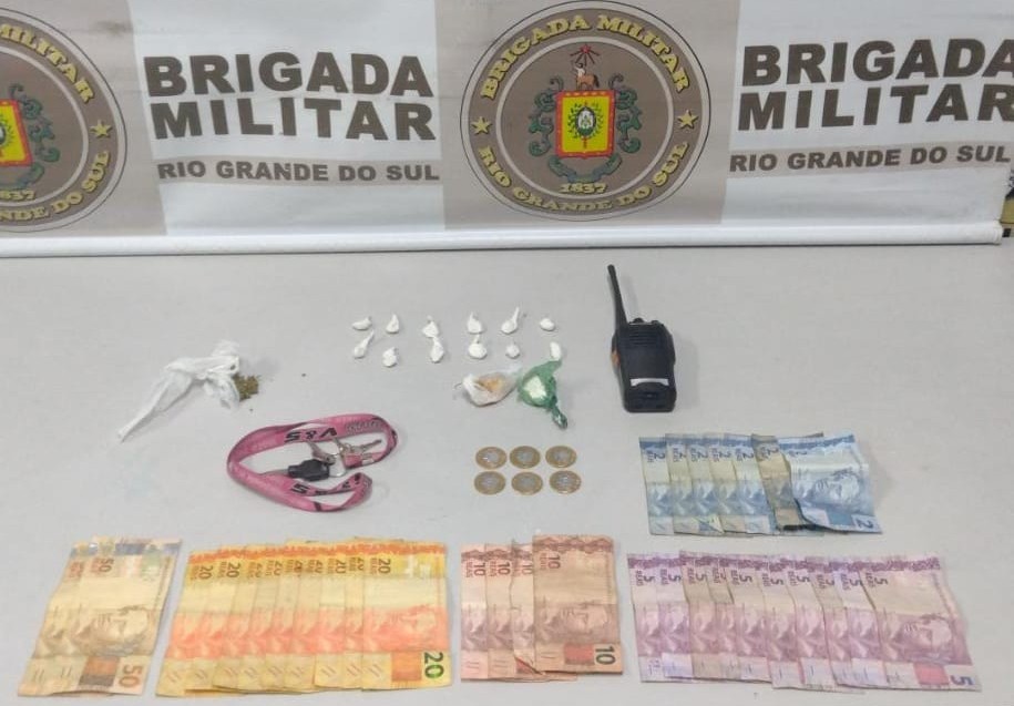 Homem com antecedentes criminais é preso no Parque Marinha por tráfico de drogas