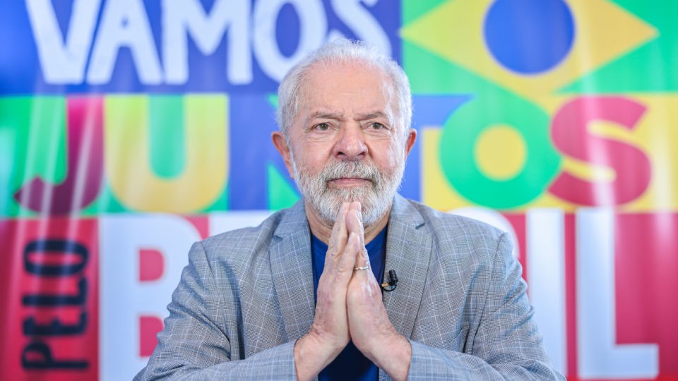 Lula (PT) é eleito pela 3ª vez Presidente da República Federativa do Brasil