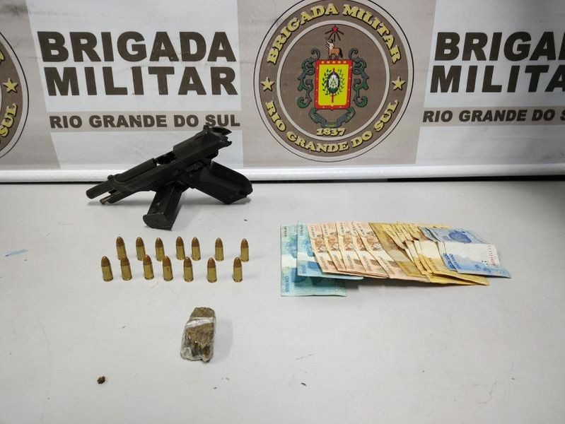 Homem é preso com crack e cocaína na Barra Nova, em Rio Grande